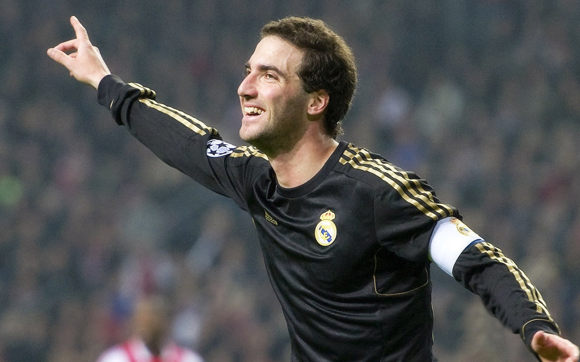 尼斯客场战胜摩纳哥，取得关键三分，尼斯和摩纳哥是什么德比