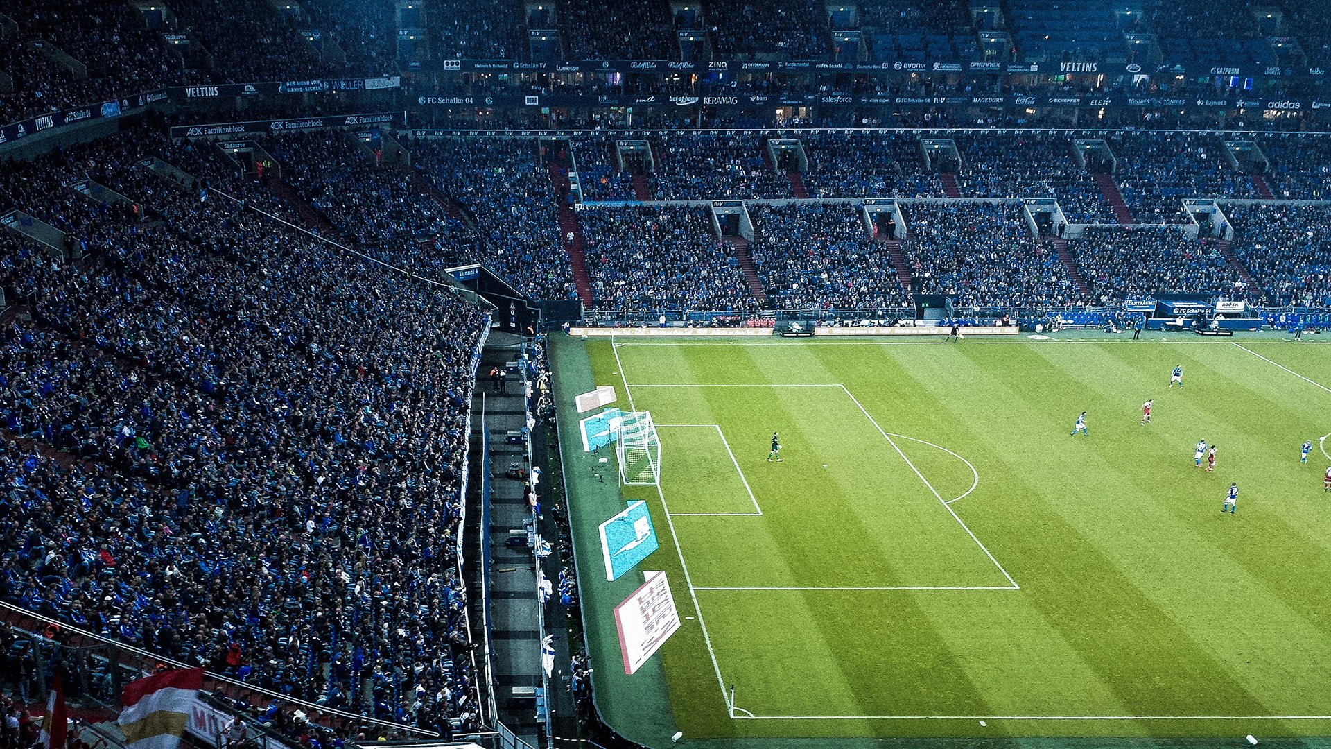 恩里克带领西班牙队迎来复苏，晋级欧洲杯